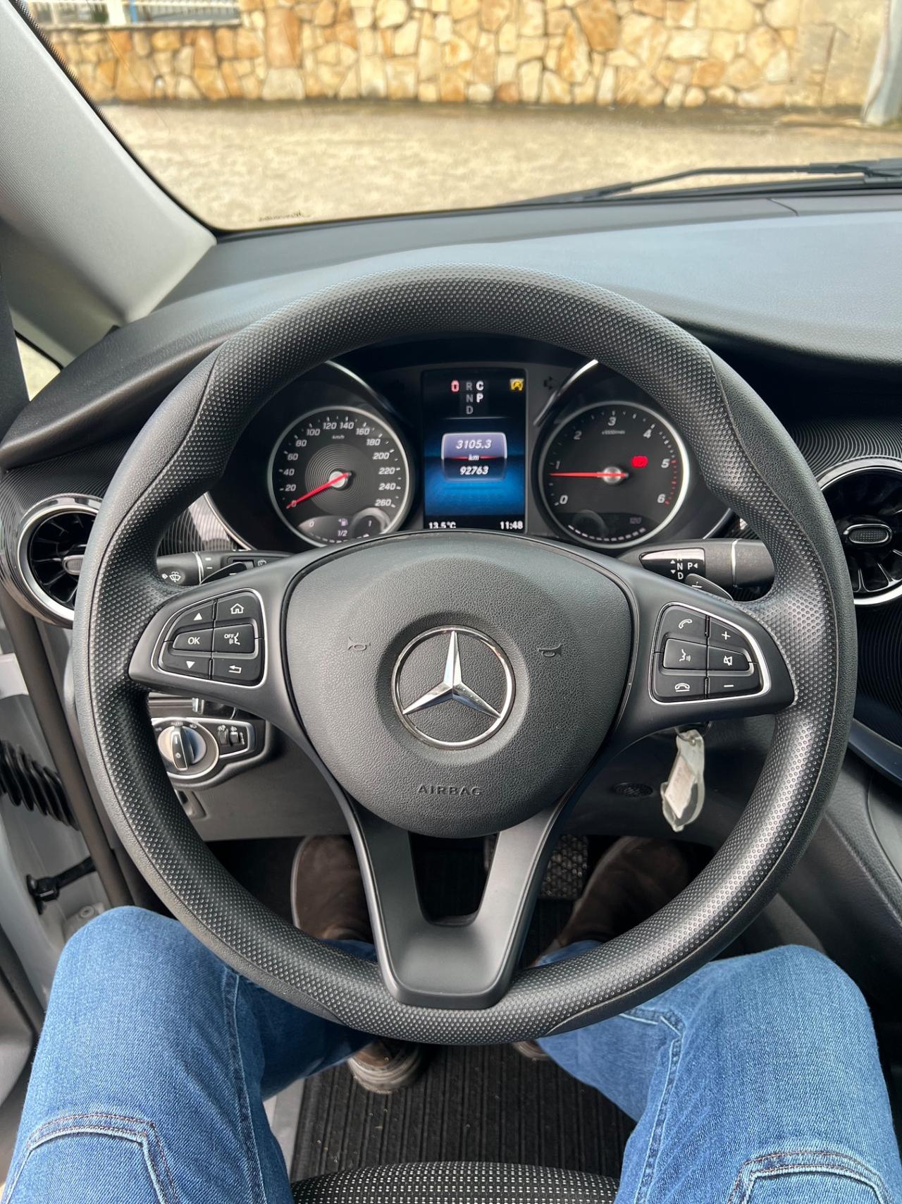 Mercedes V 220 d Automatic 163cv 2022