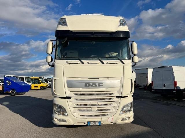 DAF XF460