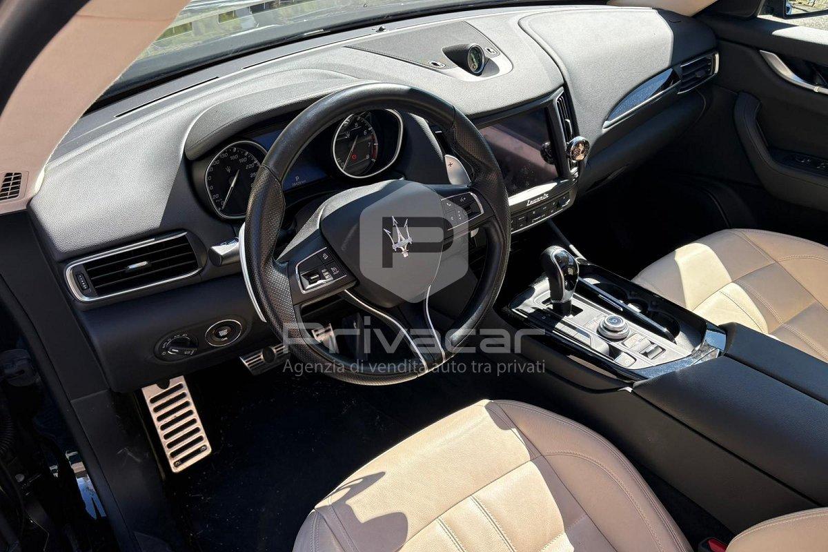 MASERATI Levante V6 AWD Gransport