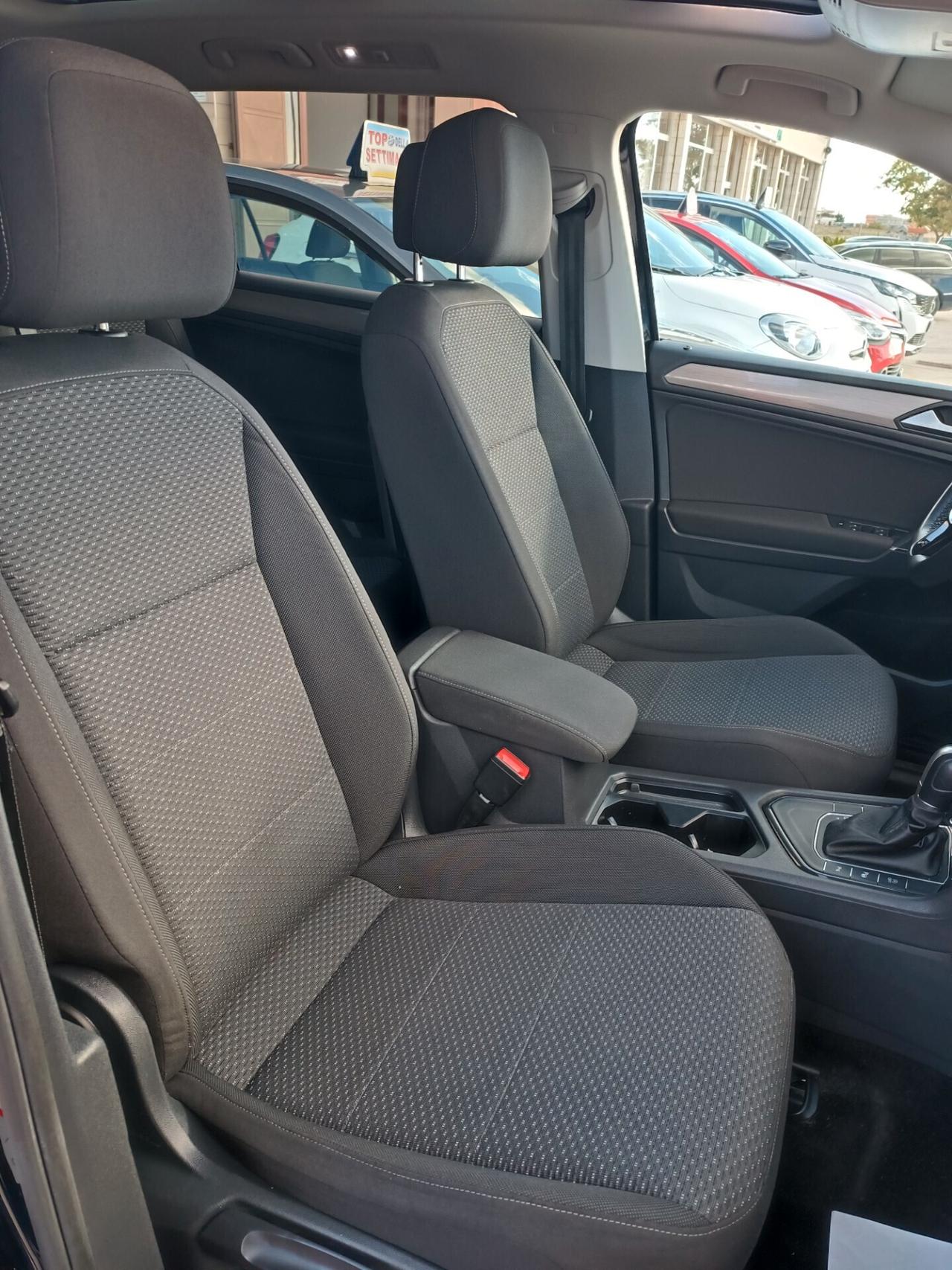 Volkswagen Tiguan con Tetto apribile