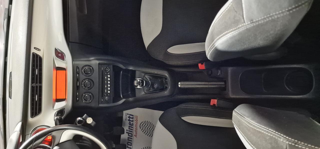 Citroen DS3 1.4 Vti Chic 95 cv 2010