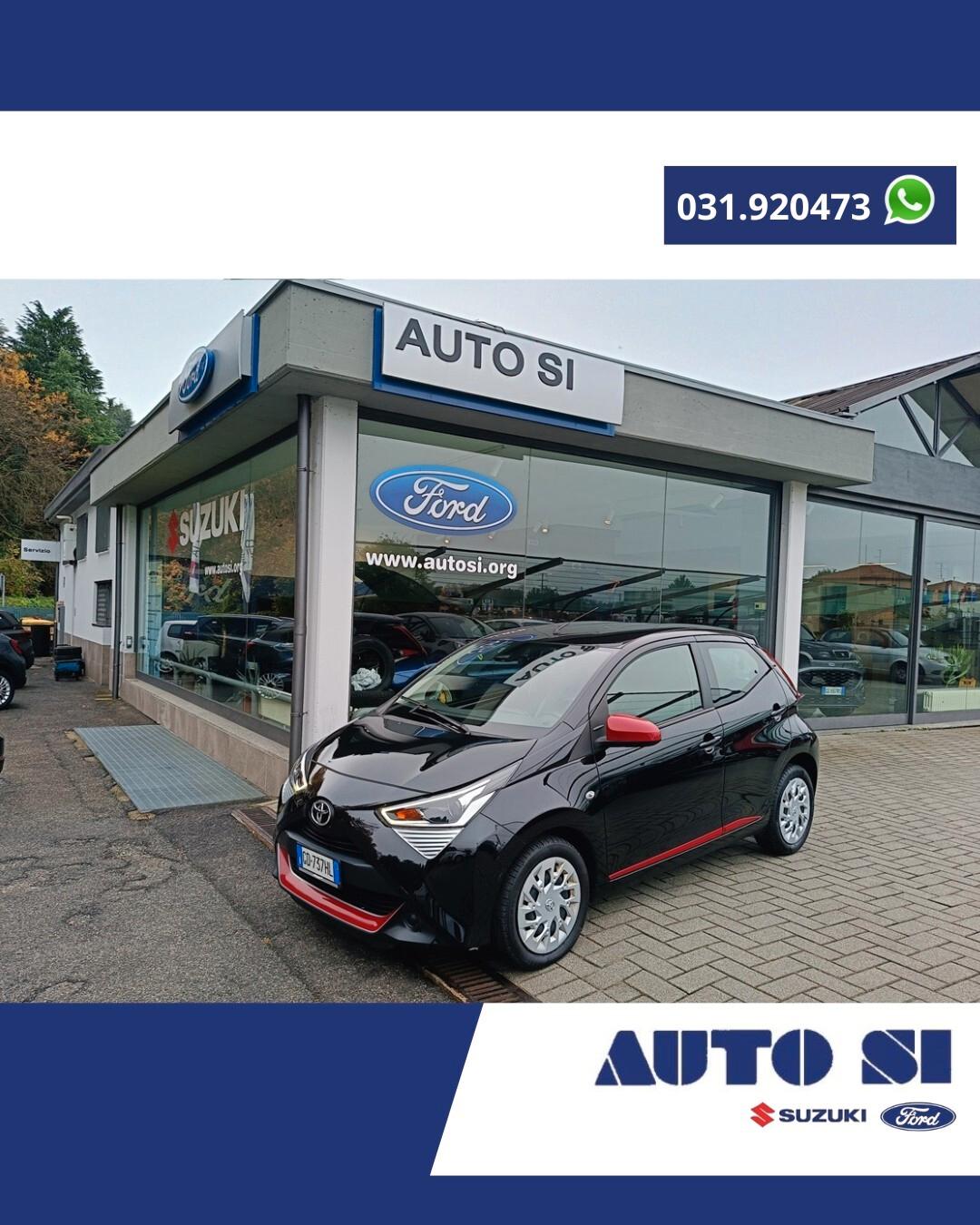 Toyota Aygo Connect 1.0 VVT-i 72 CV 5 porte x-clusiv red style