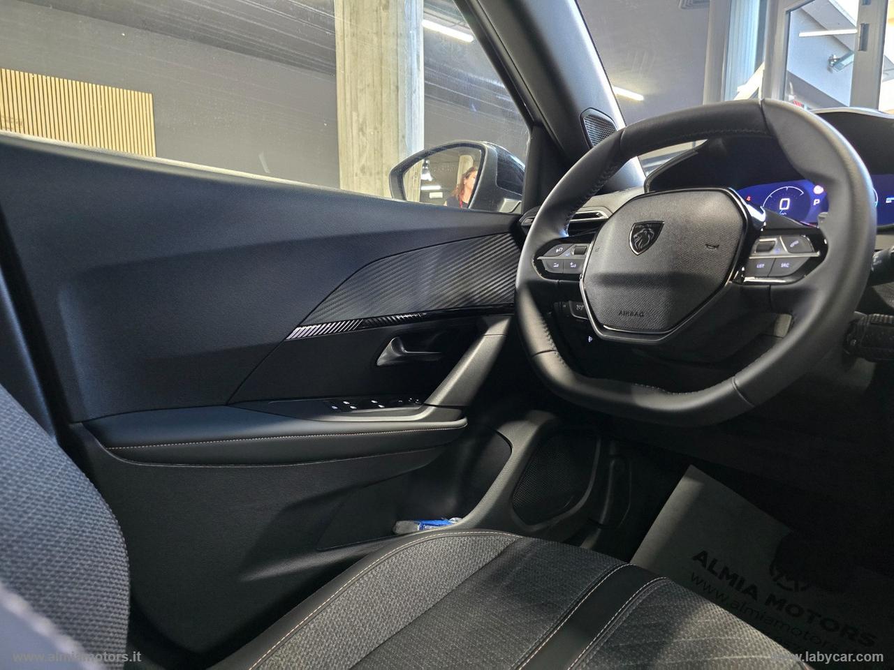 PEUGEOT 2008 Hybrid 136 e-DCS6 Allure