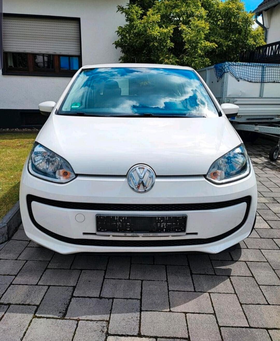 Volkswagen Up 2014