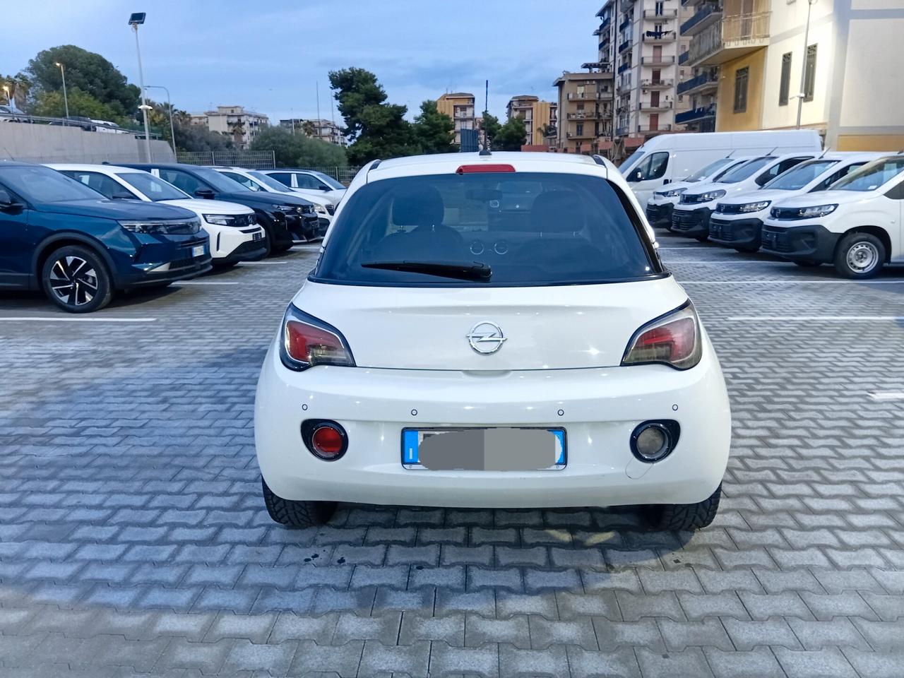 Opel Adam 1.4 WHITE BLACK PER CITTÀ
