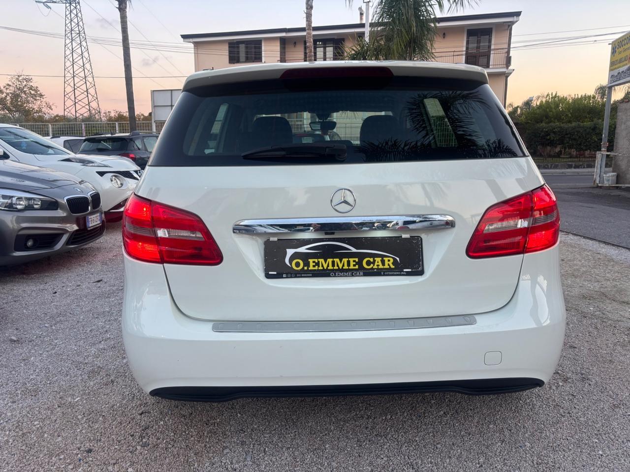 MERCEDES CLASSE B-180 PREMIUM FULL OPT