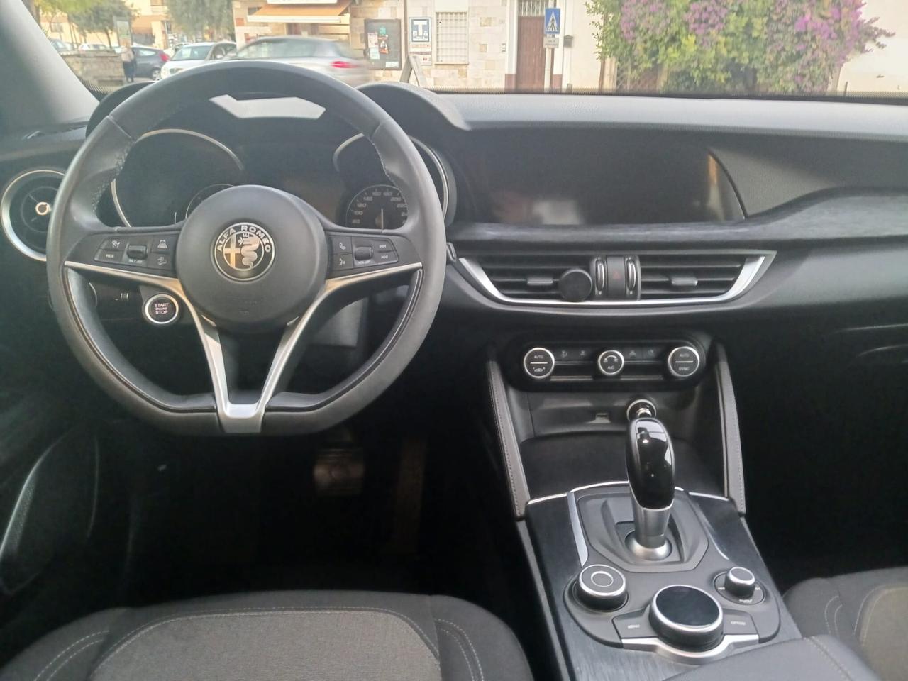 ALFA ROMEO STELVIO 2.2TURBODIESEL 190CV AUTOM-2020