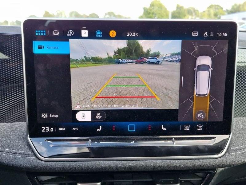 Volkswagen Passat Variant 1.5 eTSI ACT DSG Camera 17" Navi
