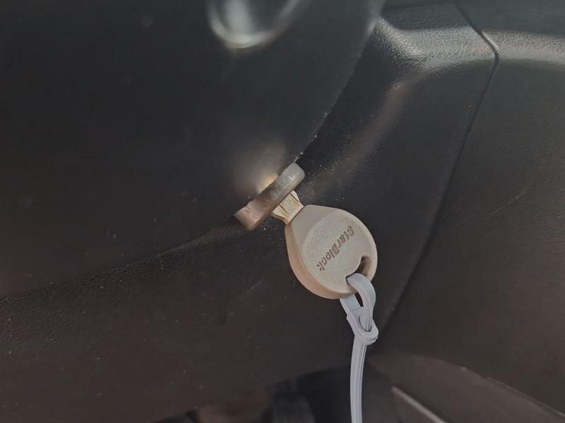 Lancia Ypsilon 1.0 FireFly 70 CV Hybrid Ecochic Silver S&S