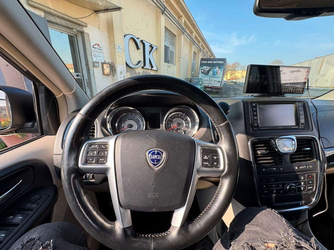 Lancia Voyager 2.8 Turbodiesel Platinum 163 CV