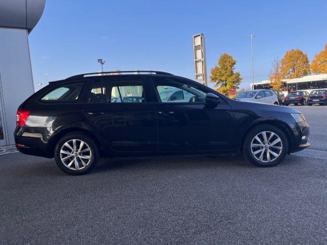 SKODA Octavia 1.6 TDI CR 115 CV DSG Wagon Style