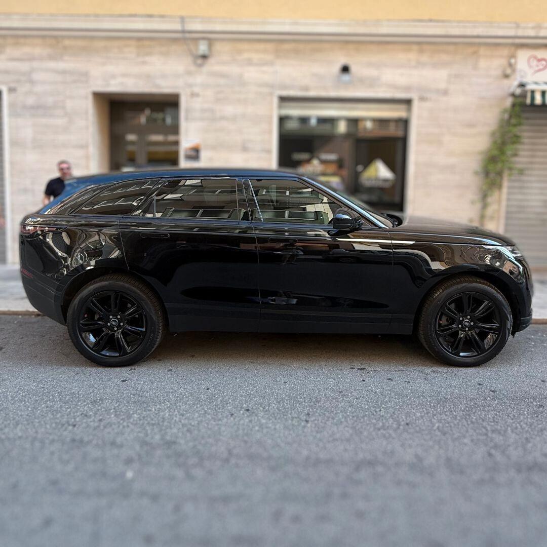 Range Rover Velar 2.0D I4 240 CV LEGGI INFO