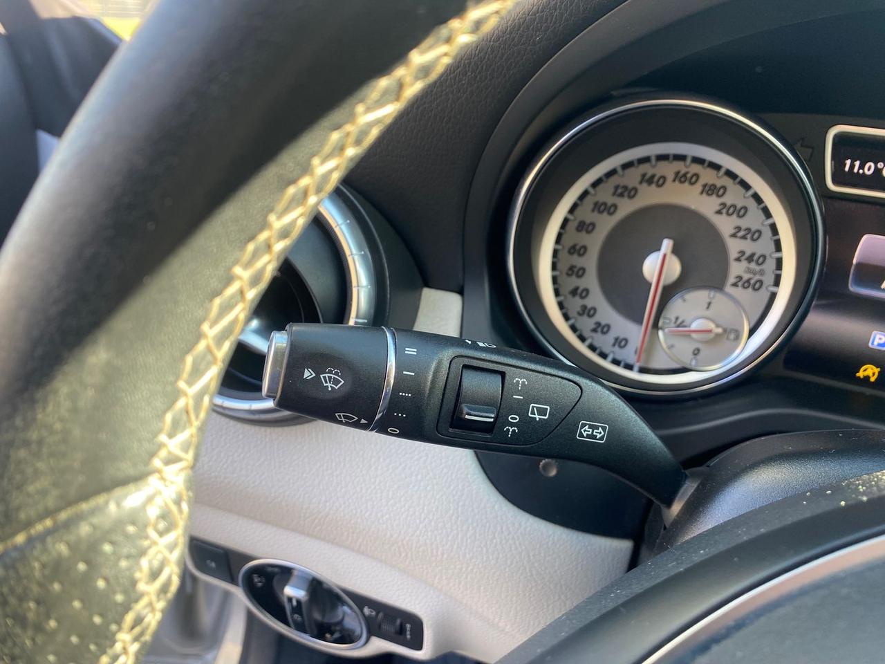 Mercedes-Benz CLA 200 D Premium #7586