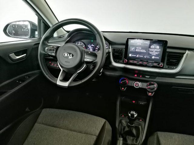 KIA Stonic 1.2 DPI Silver