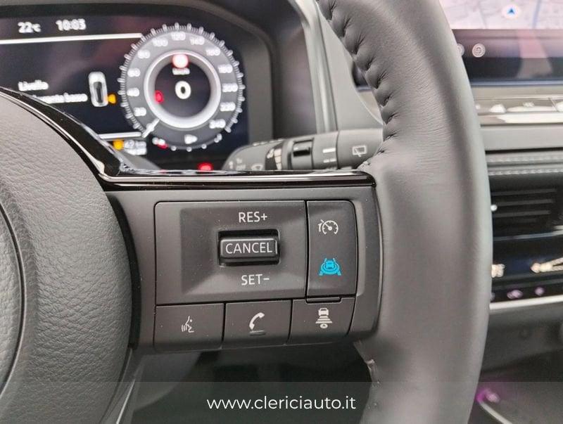 Nissan Qashqai e-Power Tekna (TETTO PAN.)