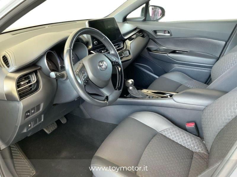 Toyota C-HR (2016-2023) 1.8 Hybrid E-CVT Trend