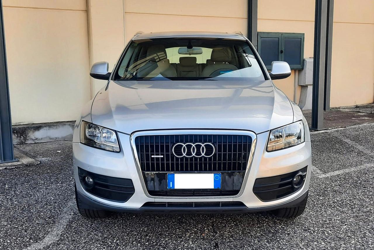 Audi Q5 3.0 V6 TDI Quattro S- Tronic Tetto