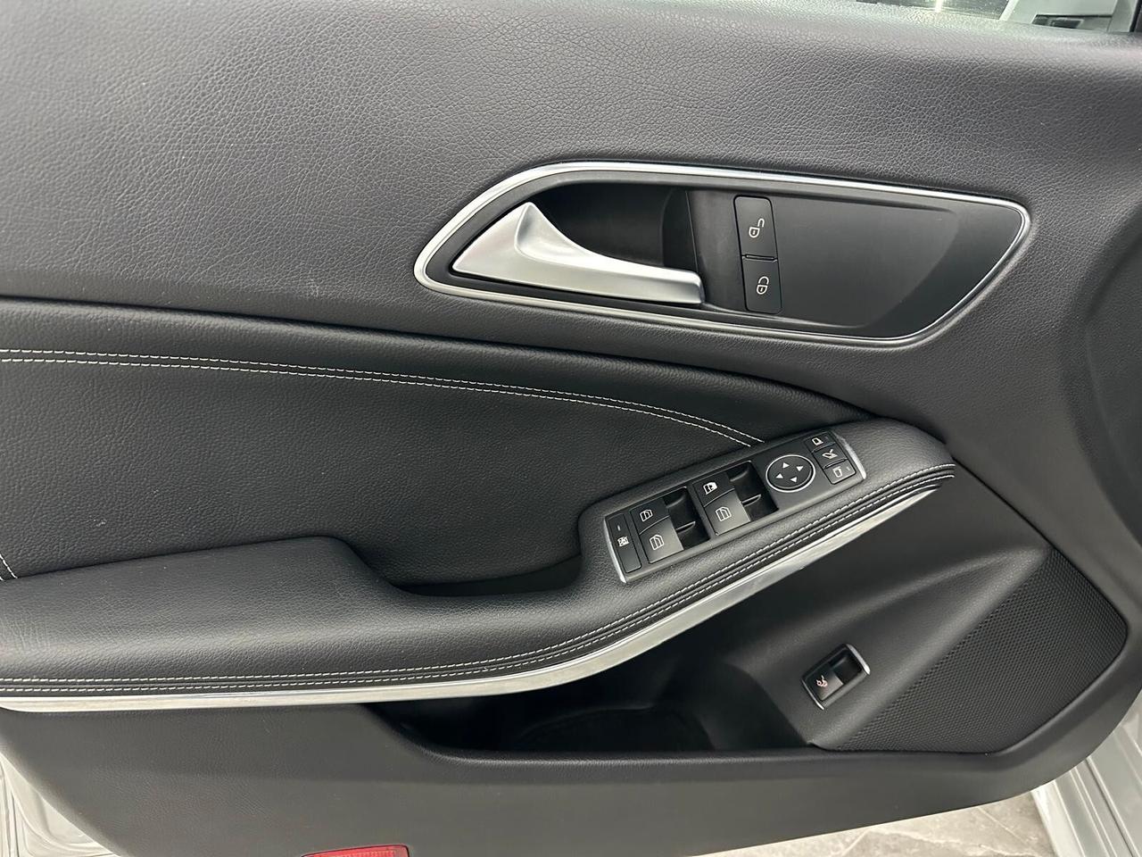 Mercedes-benz CLA 200 CDI Automatic Premium