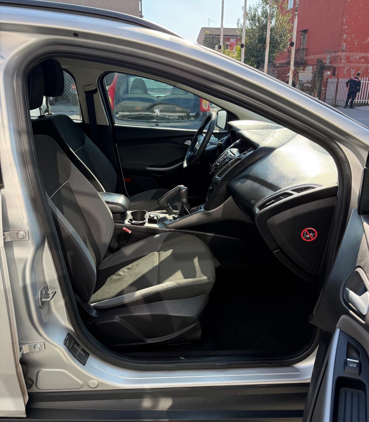 Ford Focus 1.0 EcoBoost - Tanti lavori eseguiti-Neopatentati