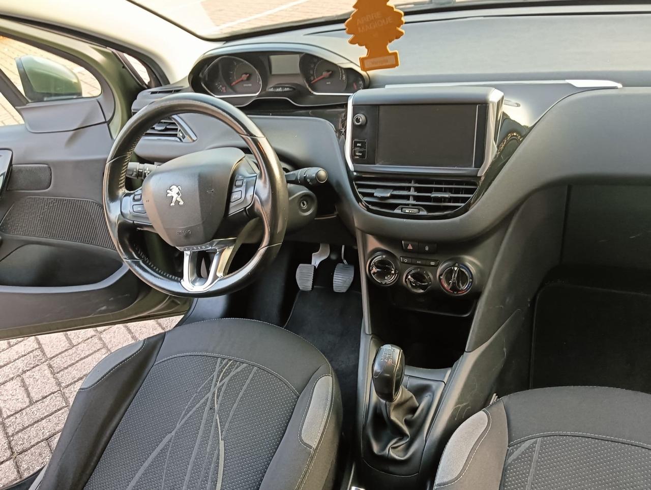 Peugeot 208 2015 1.4 HDI Diesel Cell: 3201471147