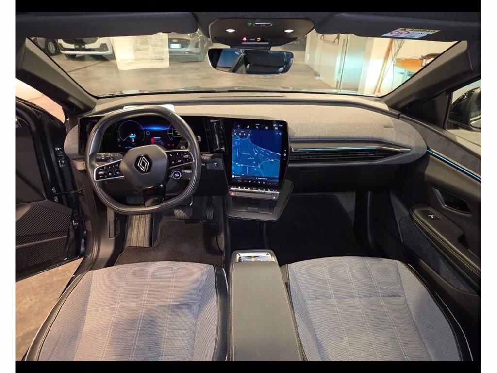 RENAULT Megane e-tech iconic ev60 220cv ac22 del 2023