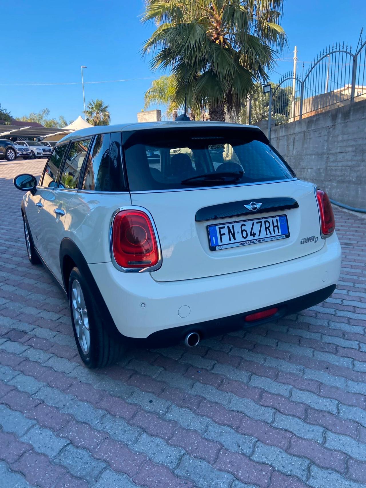 Mini 1.5 Cooper D 116cv 5porte