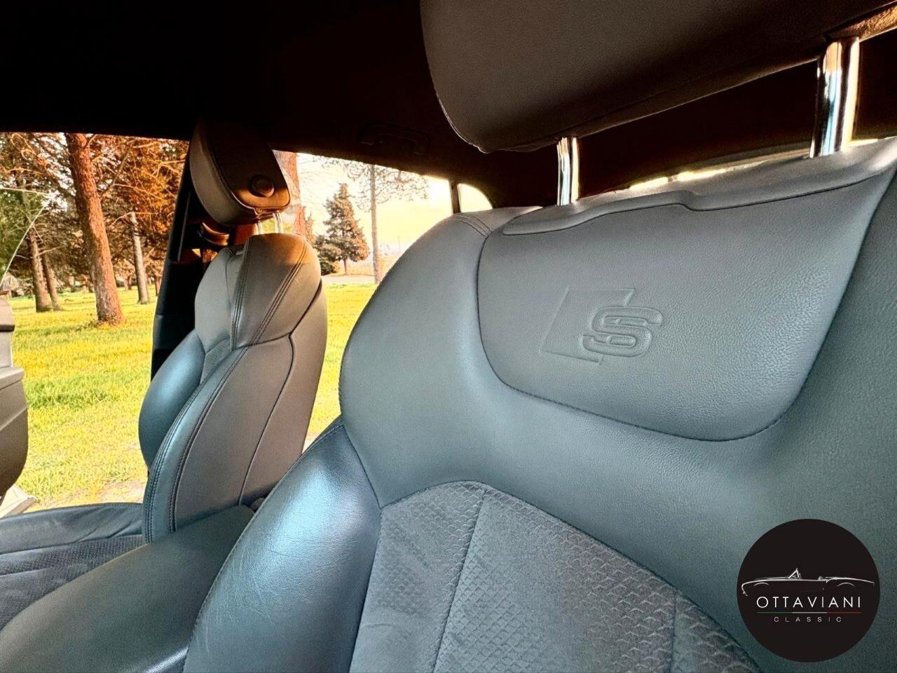 Audi Q8 S-line unipro full book service Audi