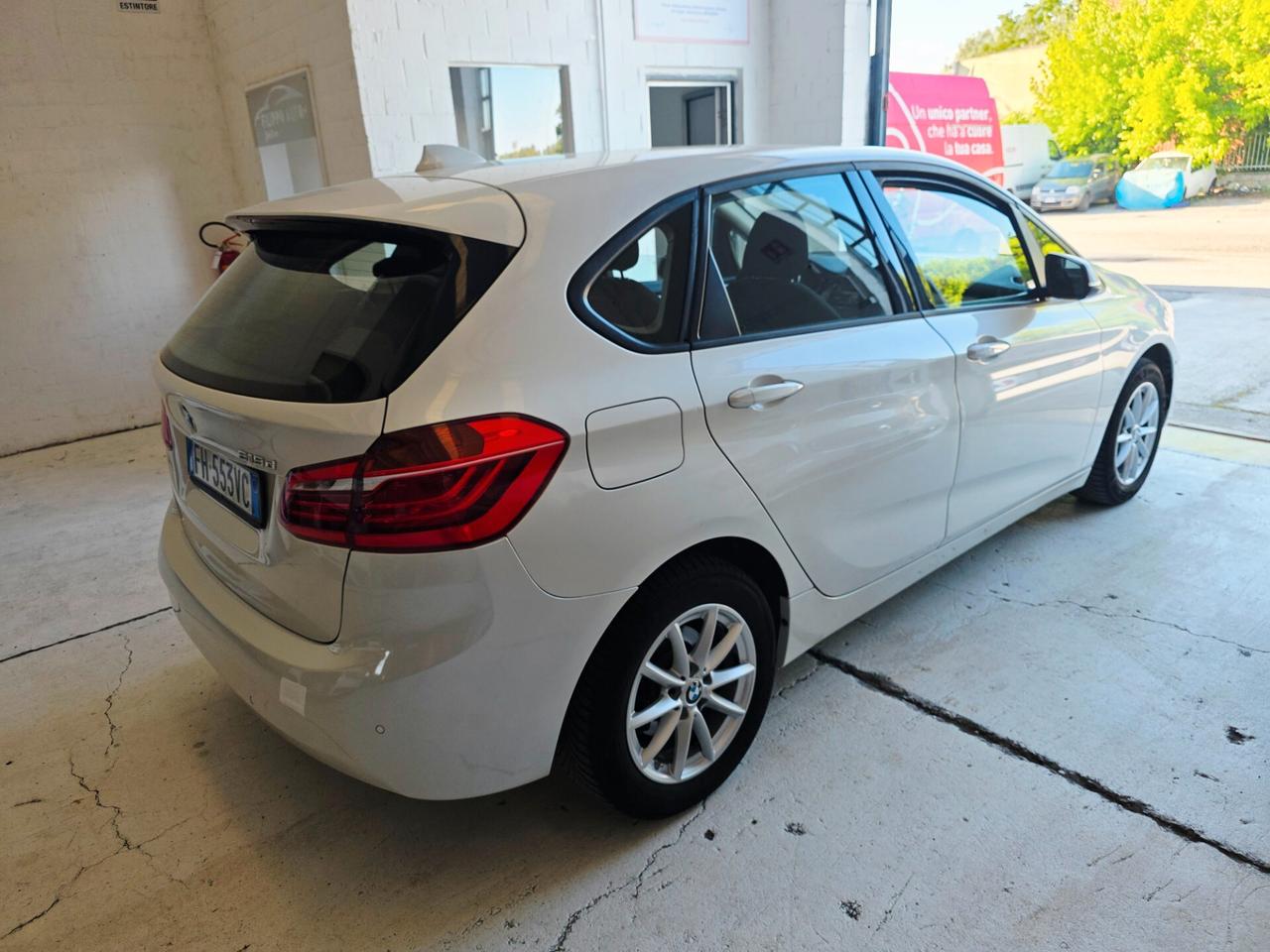 Bmw 218 218d monovolume