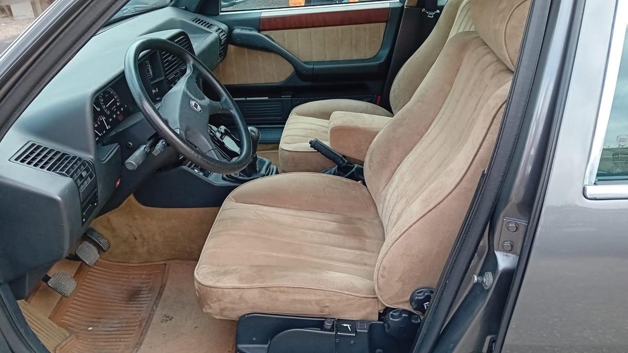 Lancia thema 2.0 t- benz -km 90000-1990