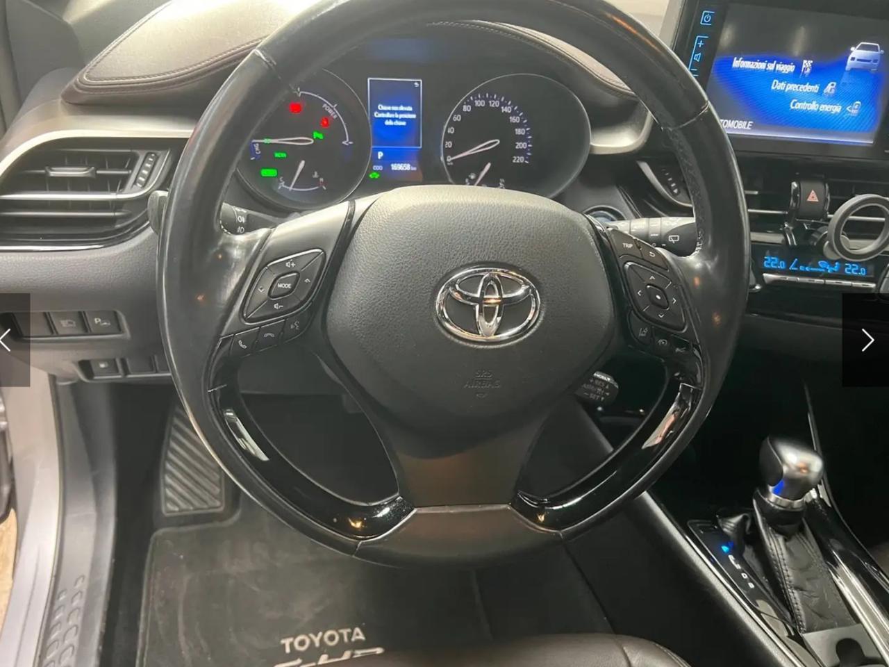 Toyota C-HR 1.8 LOUNGE 2 WD PERFETTA .
