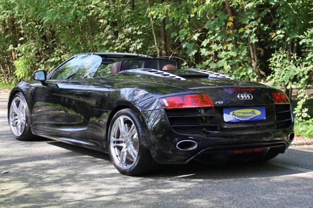 AUDI R8 Spyder 5.2 V10 FSI quattro R tronic