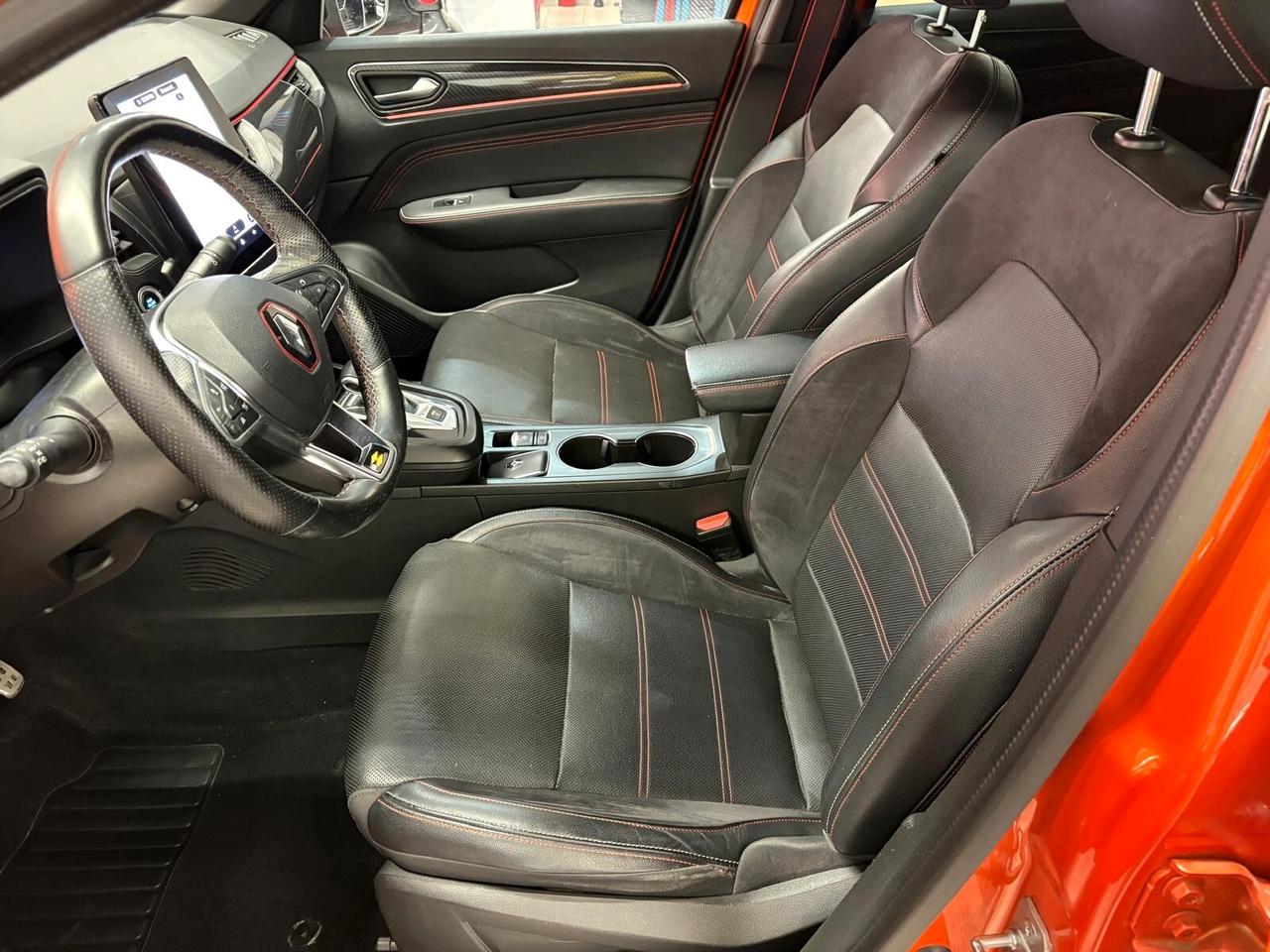 Renault Arkana Hybrid E-Tech 145 CV R.S. Line