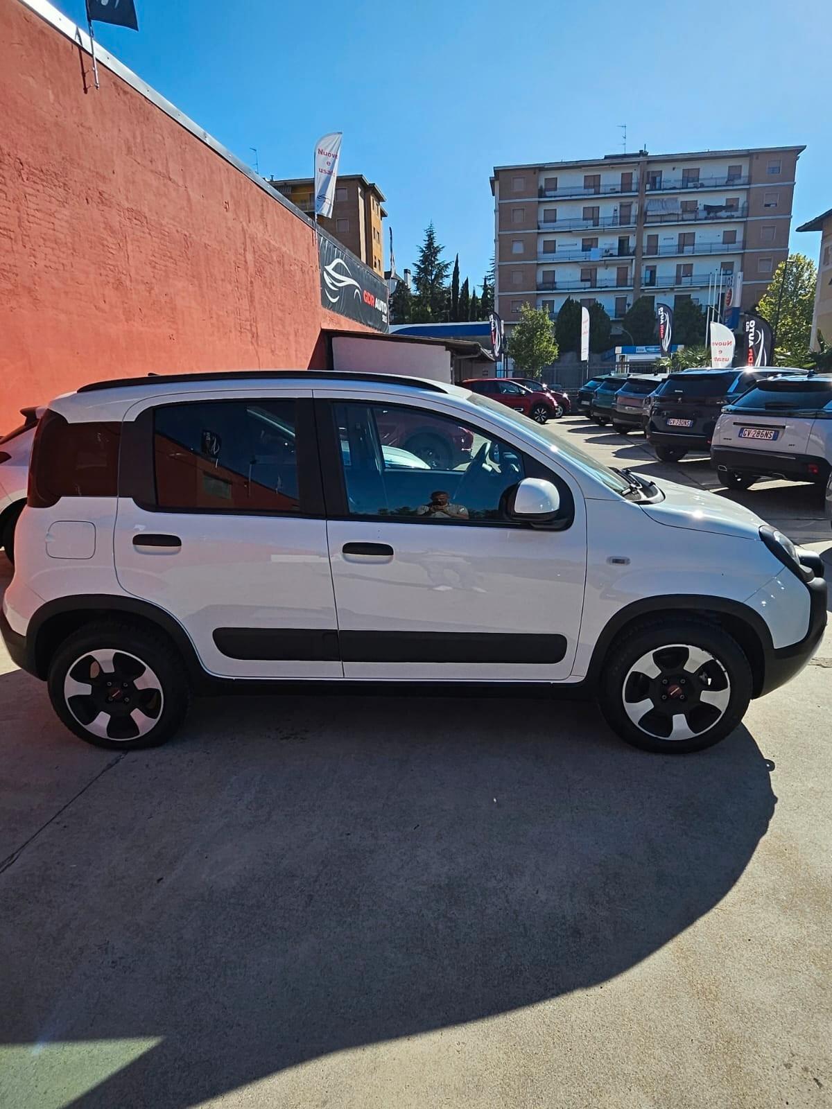 Fiat Panda Cross 1.0 FireFly S&S Hybrid