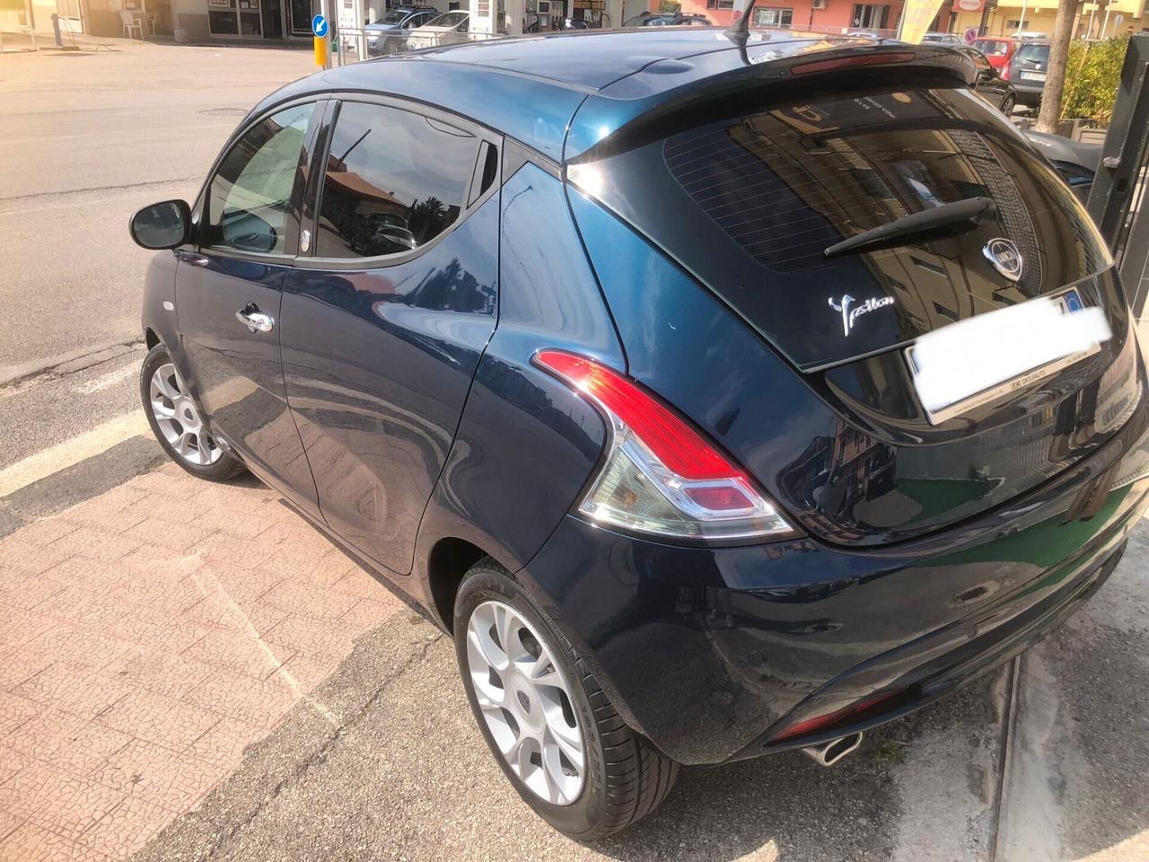 Lancia Ypsilon 1.2 69 CV 5 porte GPL Ecochic Gold