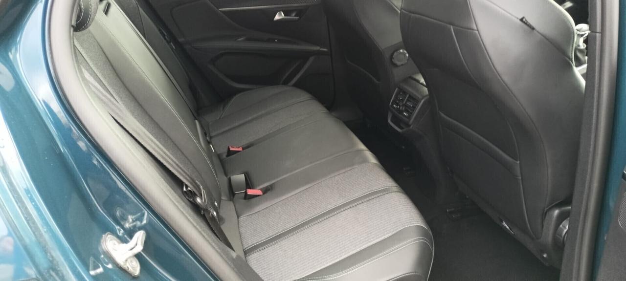 Peugeot 3008 PureTech Turbo 130 S&S Allure