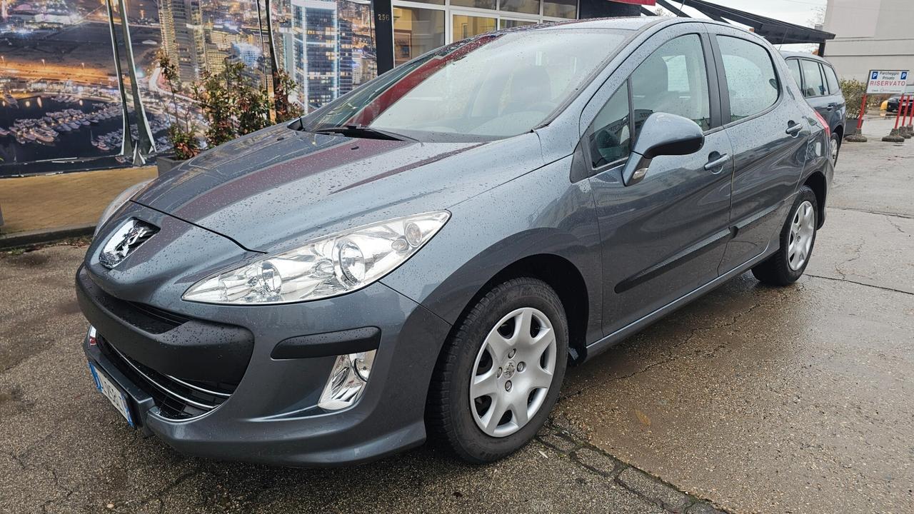 Peugeot 308 1.6 HDi 90CV 5p. Tecno