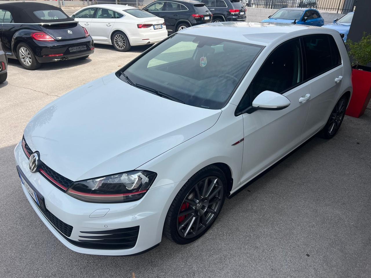 Volkswagen Golf GTI Golf GTI Performance 2.0 TSI 5p. BlueMotion Technology