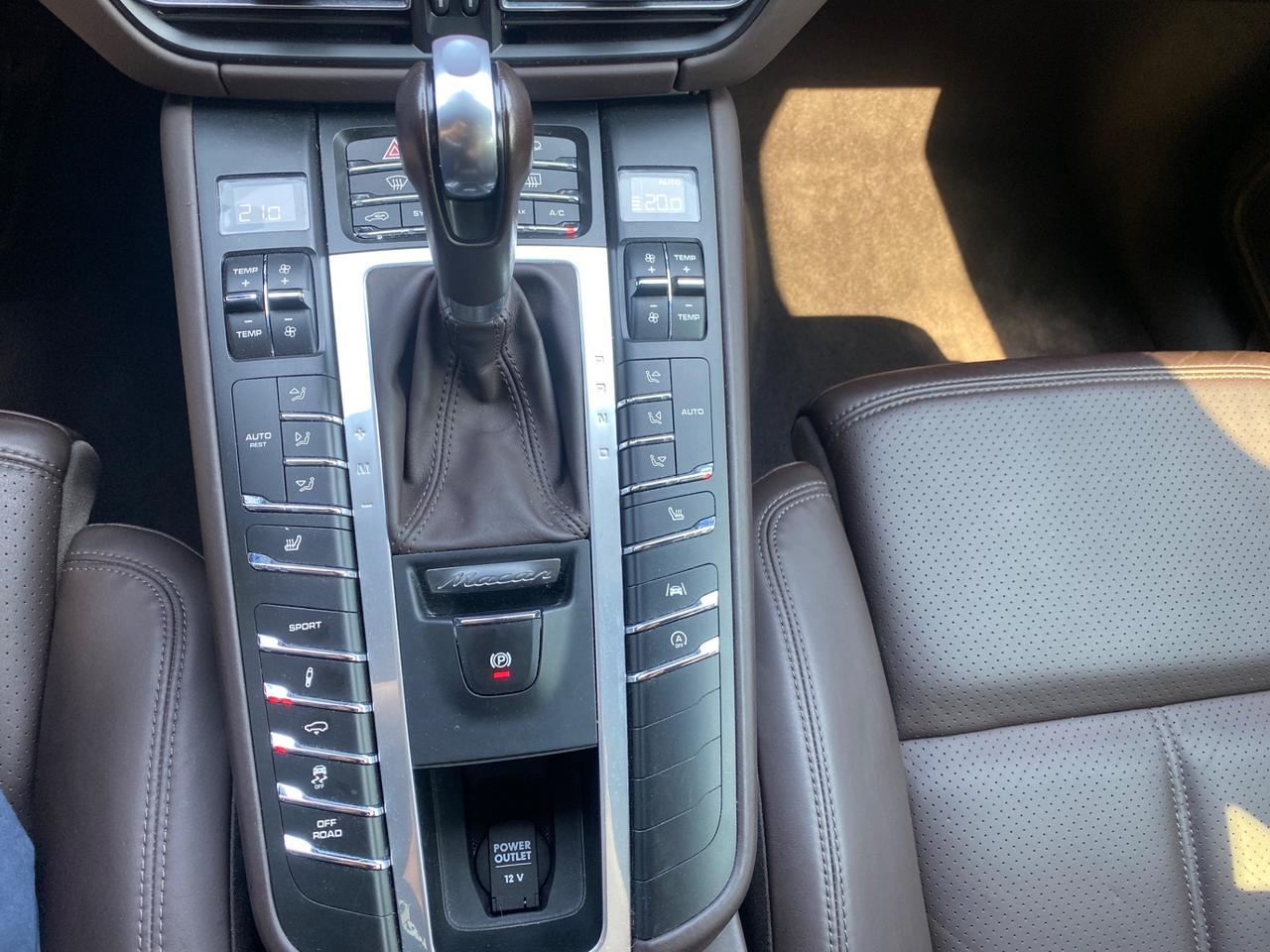 Porsche Macan 3.0 S 354CV PDK PASM CAMERA 360° 21"