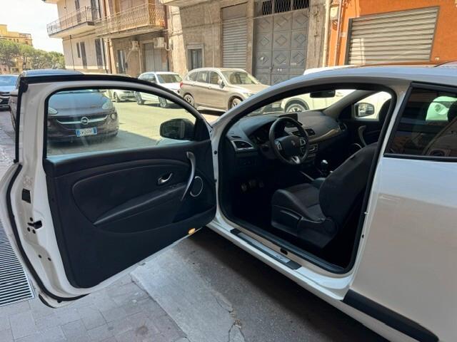Renault Megane Coupé 1.5 dCi 110CV GT Line