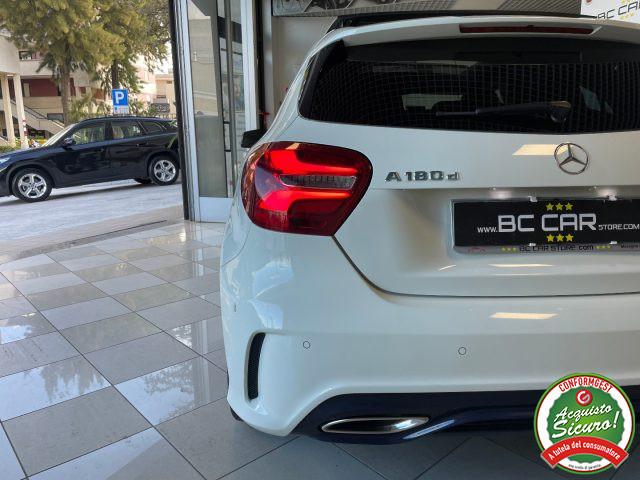 MERCEDES-BENZ A 180 d Auto Premium AMG *TETTO