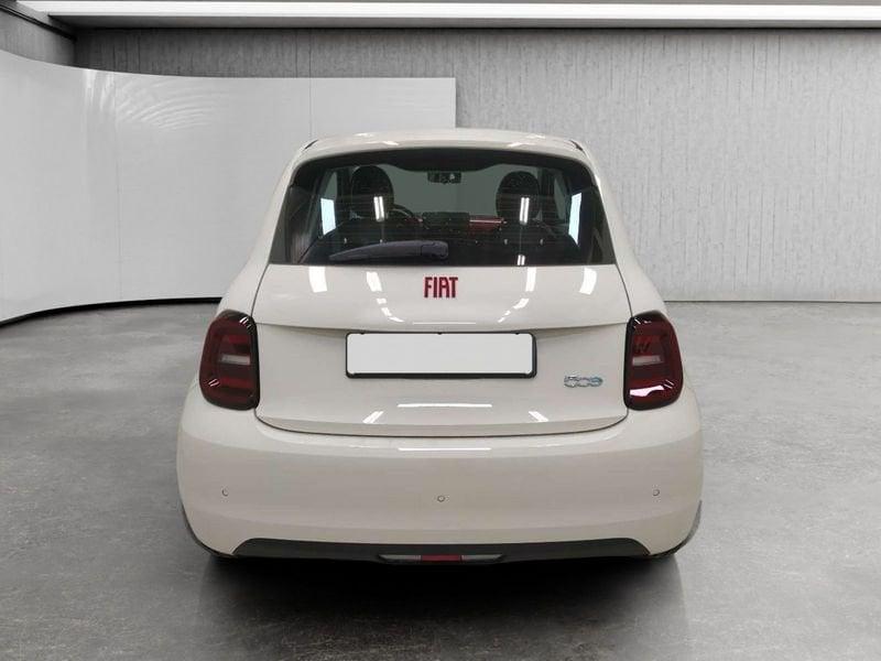 FIAT 500 500e 42 kWh (Red)