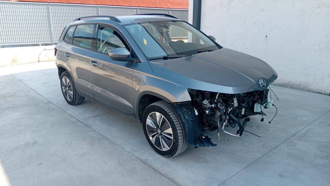Skoda Karoq 2.0 TDI SCR 115 CV Executive SINISTRATA