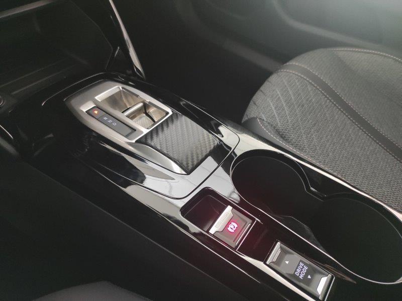 PEUGEOT 2008 2ª serie - 2008 Hybrid 110 e-DCS6 Allure