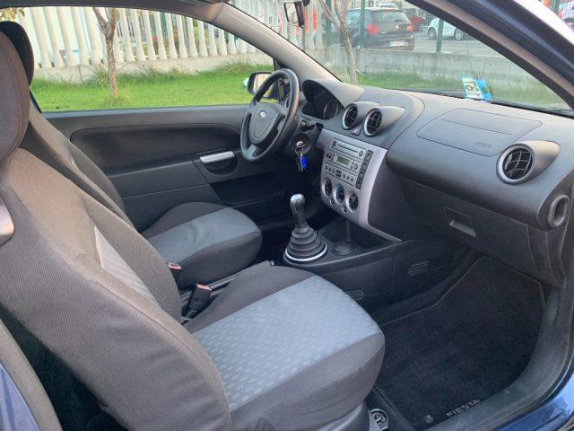 FORD Fiesta 1.2 16V 3p. Ghia