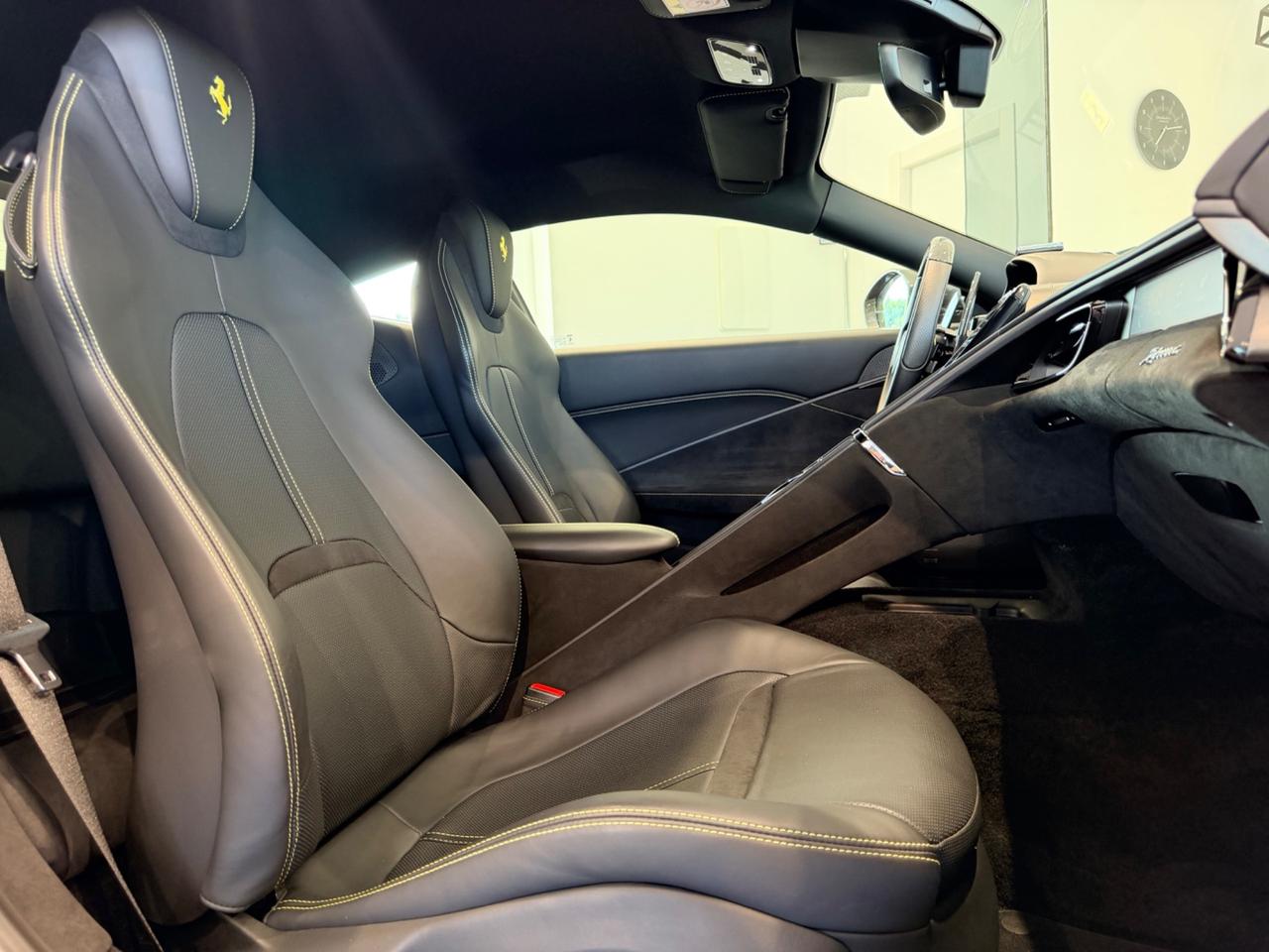 Ferrari Roma uff uni pro tagliandi inclusi 2030