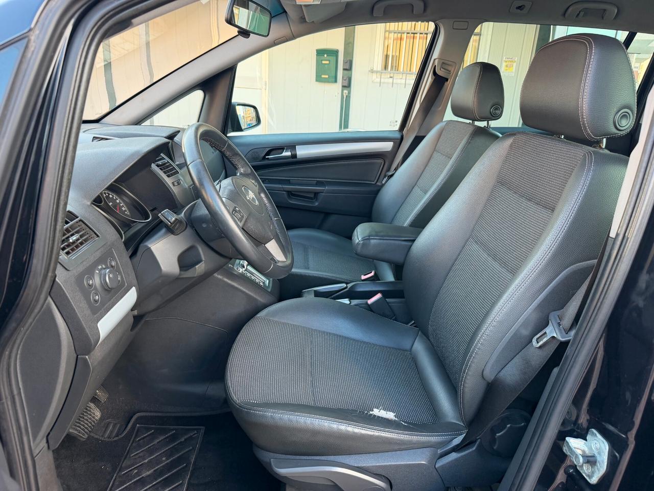 Opel Zafira 1.9 16V CDTI 150CV Cosmo
