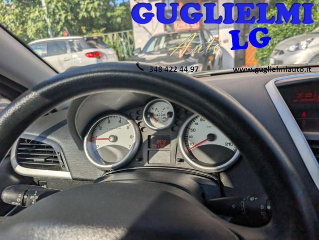 PEUGEOT 207 1.4 8V 75CV 5p. X Line