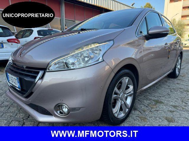 PEUGEOT 208 1° serie PureTech 82 5 porte Allure