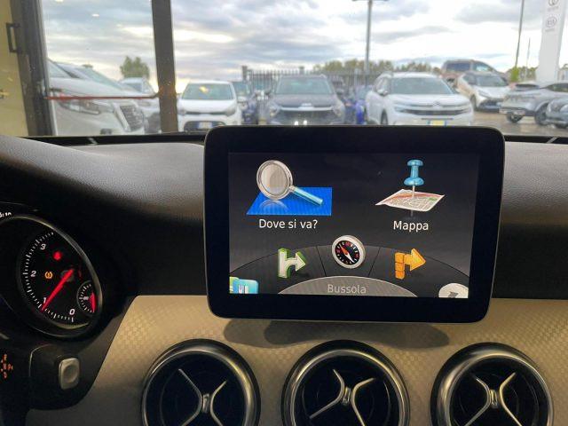 MERCEDES-BENZ A 180 d Automatic Premium