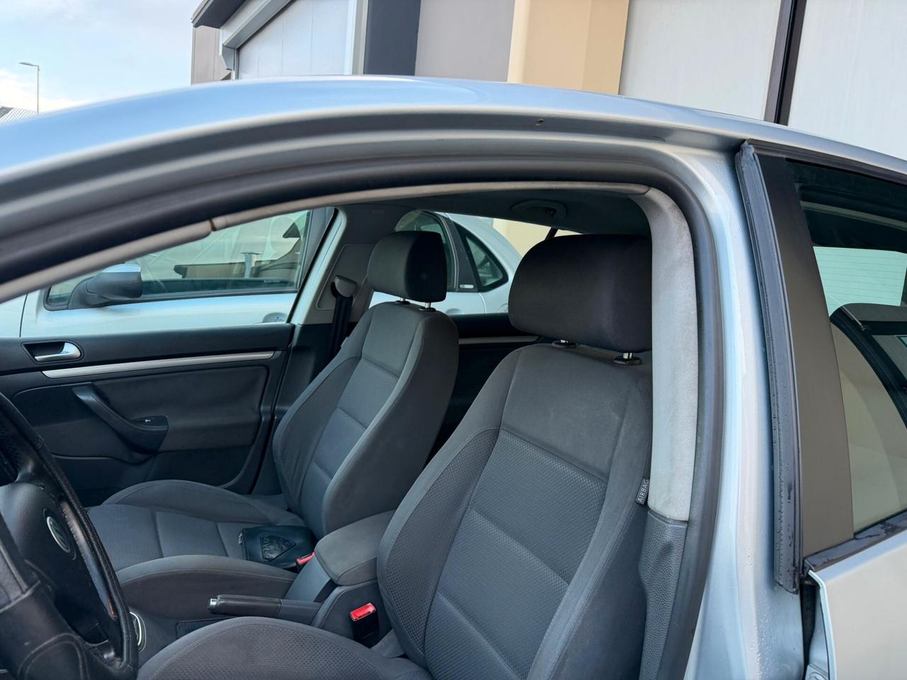 Volkswagen Golf 2.0 TDI 5p. Sportline Ltd.Edition